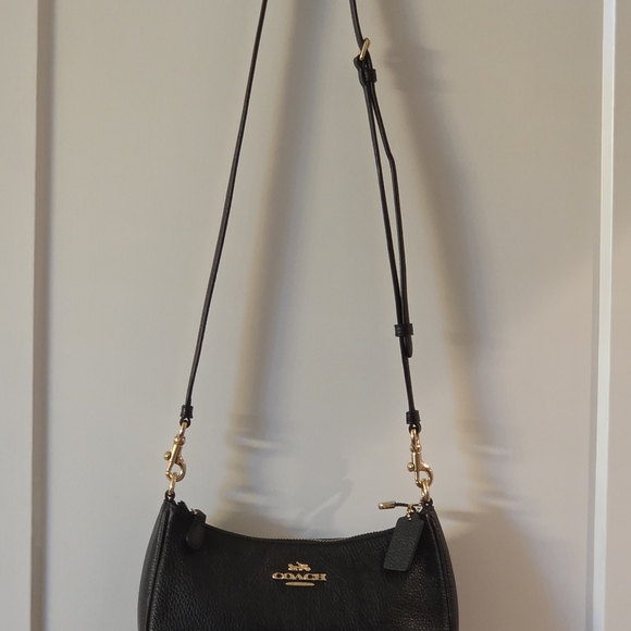 Coach Teri Black Leather Shoulder Bag - Picture 6 of 13
